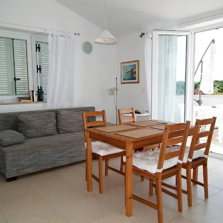 Appartement Ari I Segi Karigador