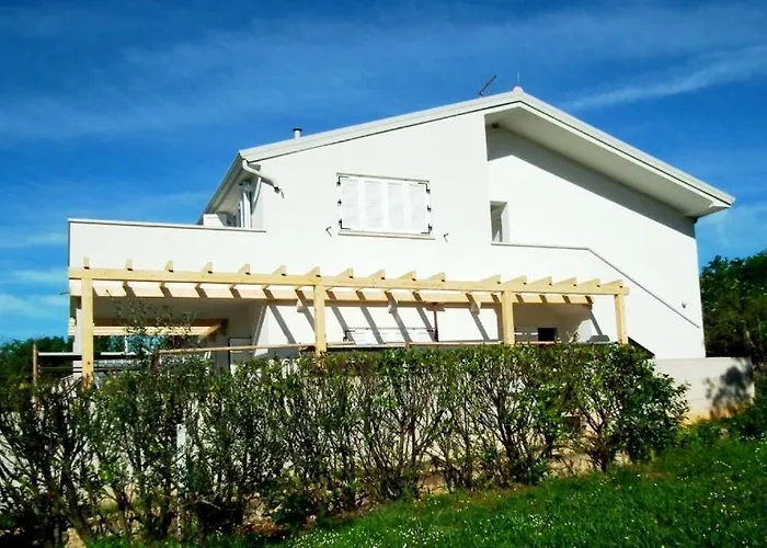 Apartman Ari I Segi Karigador